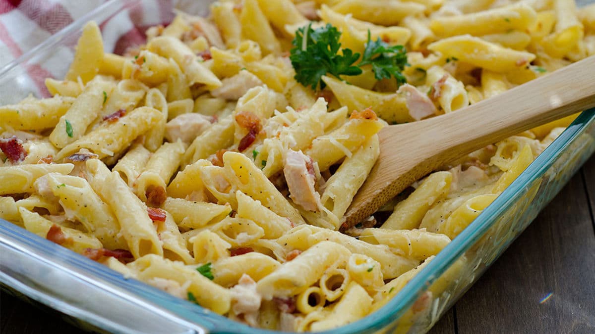Chicken Carbonara Pasta Bake